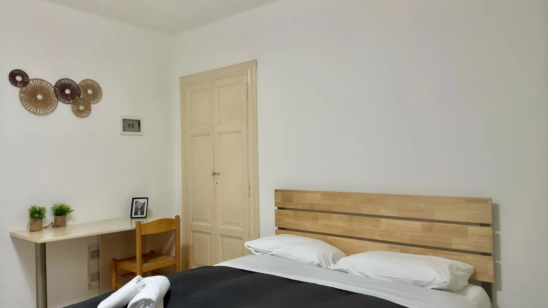 Roncati 7 Center Town Studio Apartments Bellagio 0*,  Italia