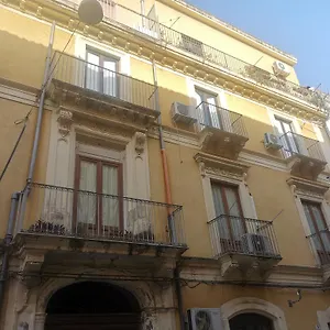 https://trinity-appartment.catania-hotels.net