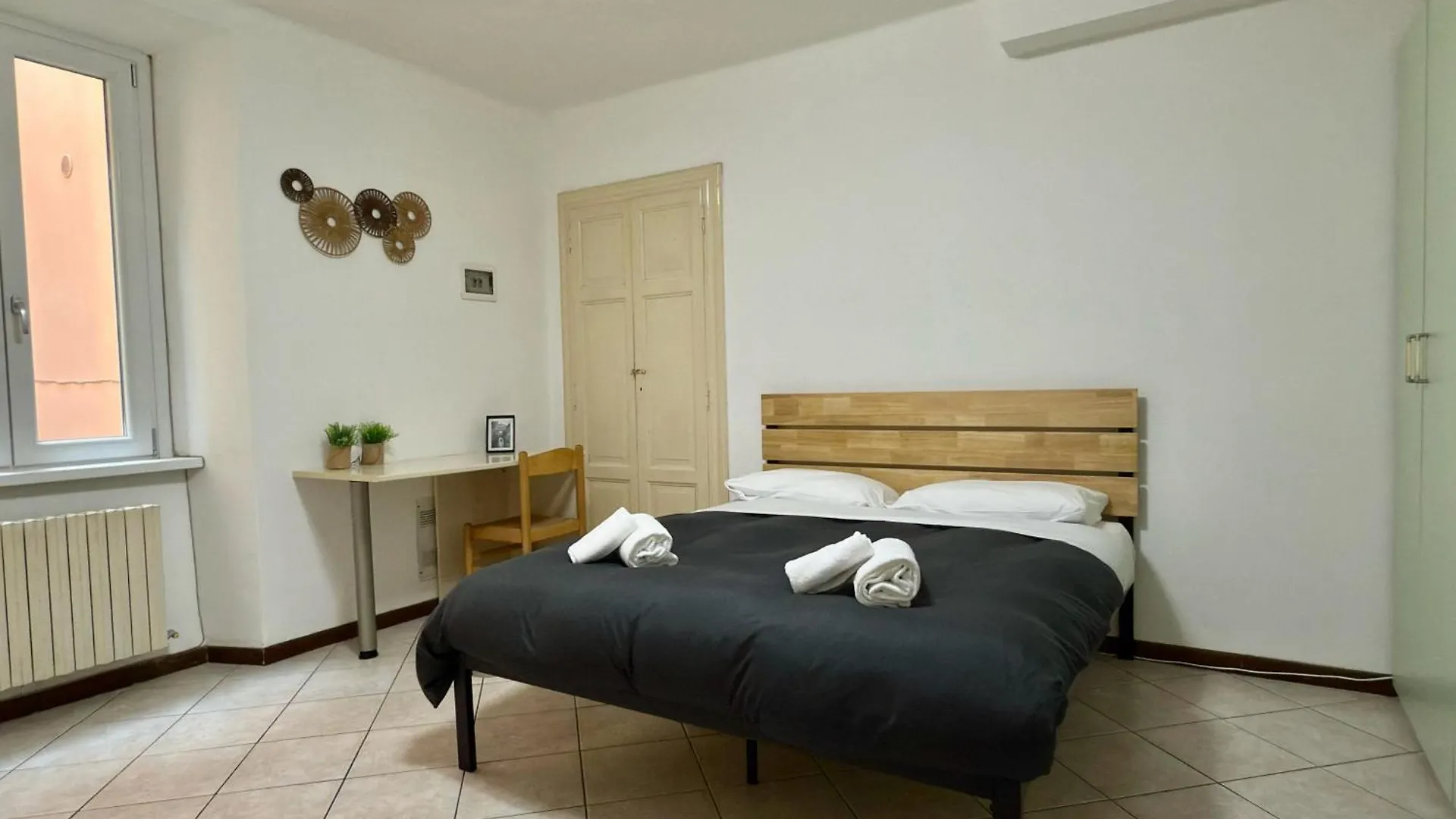 Roncati 7 Center Town Studio Apartments Bellagio Italy