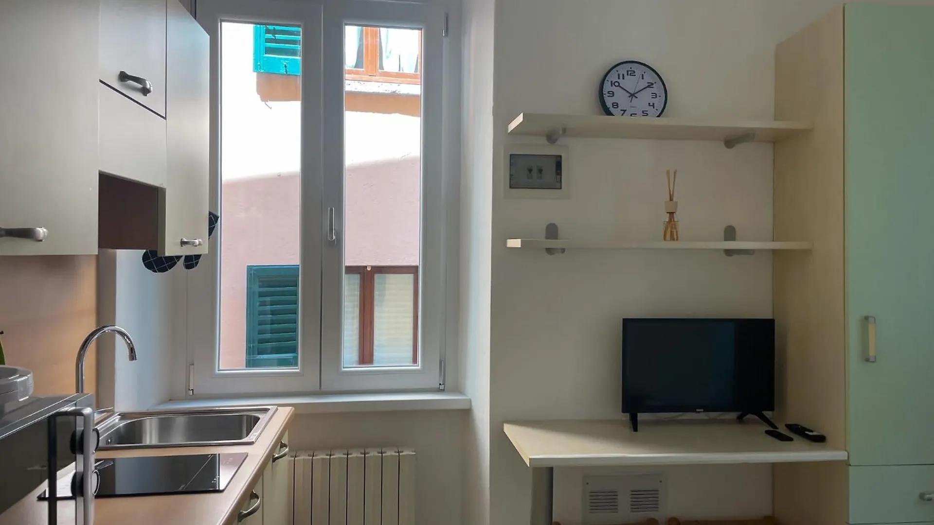 Roncati 7 Center Town Studio Apartments Bellagio 0*,  Italy