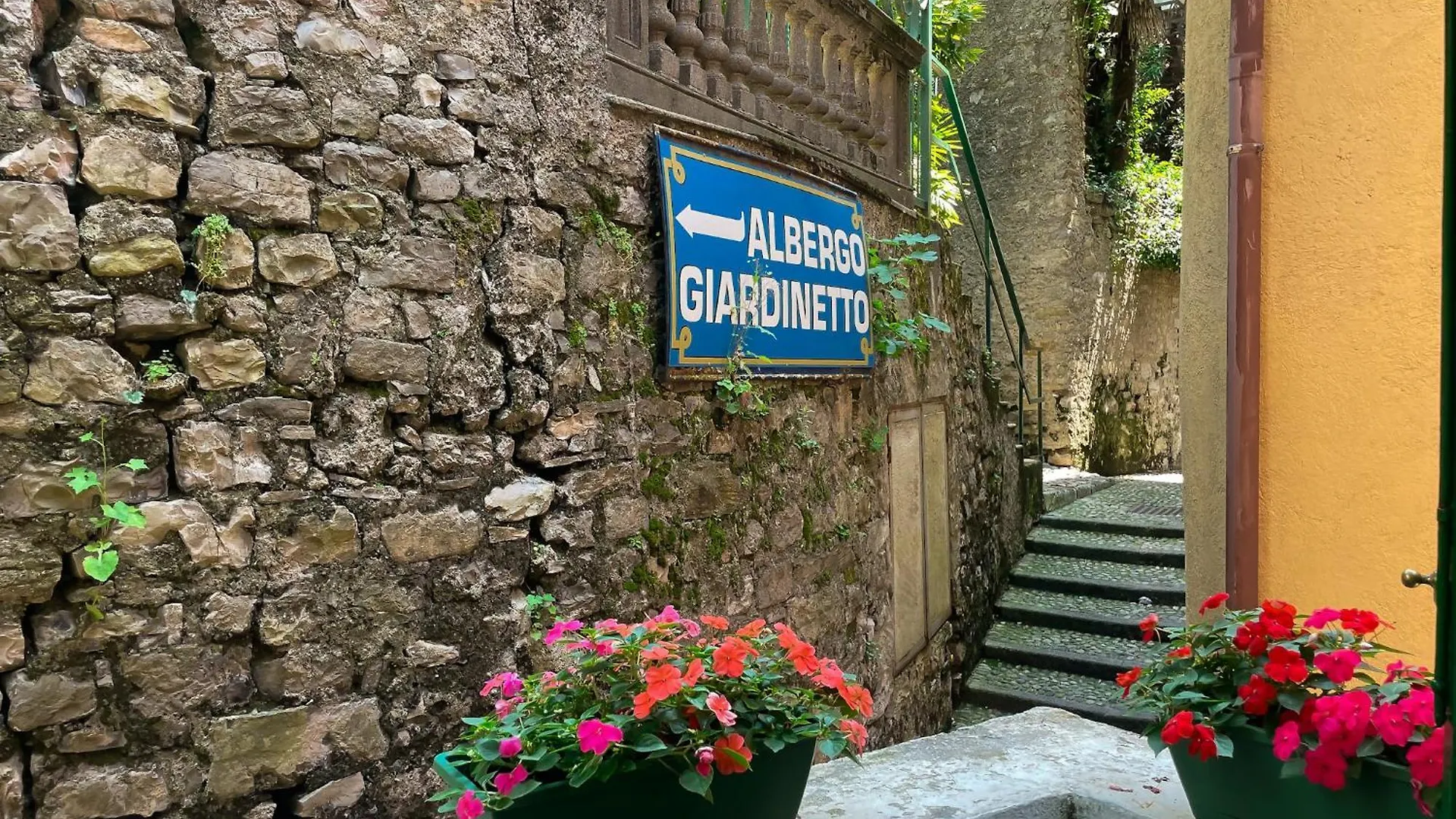 Roncati 7 Center Town Studio Apartments Bellagio 0*,
